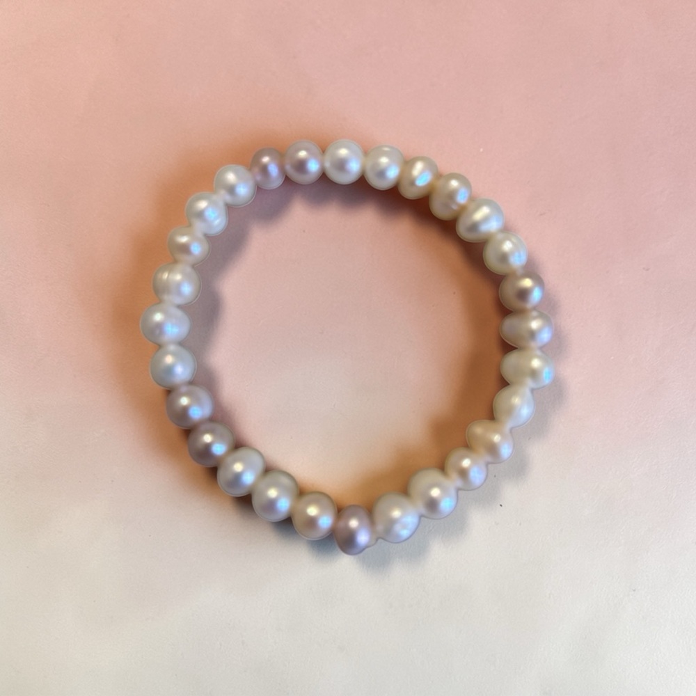 Radiant Harmony Freshwater Pearl Bracelet